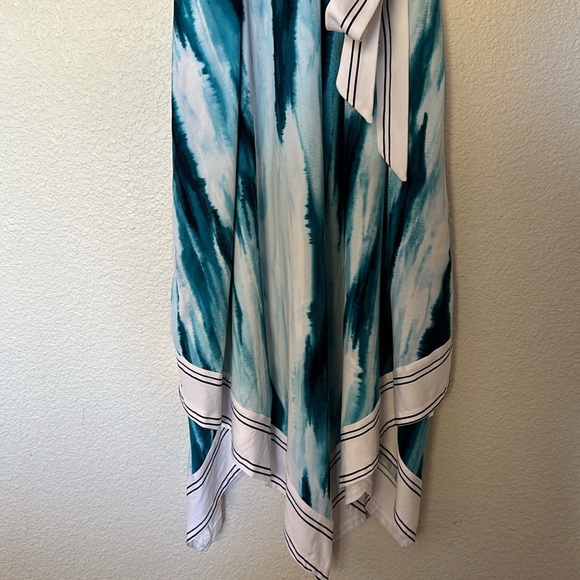 Soma Dress, size large, built in padding - Picture 3 of 8